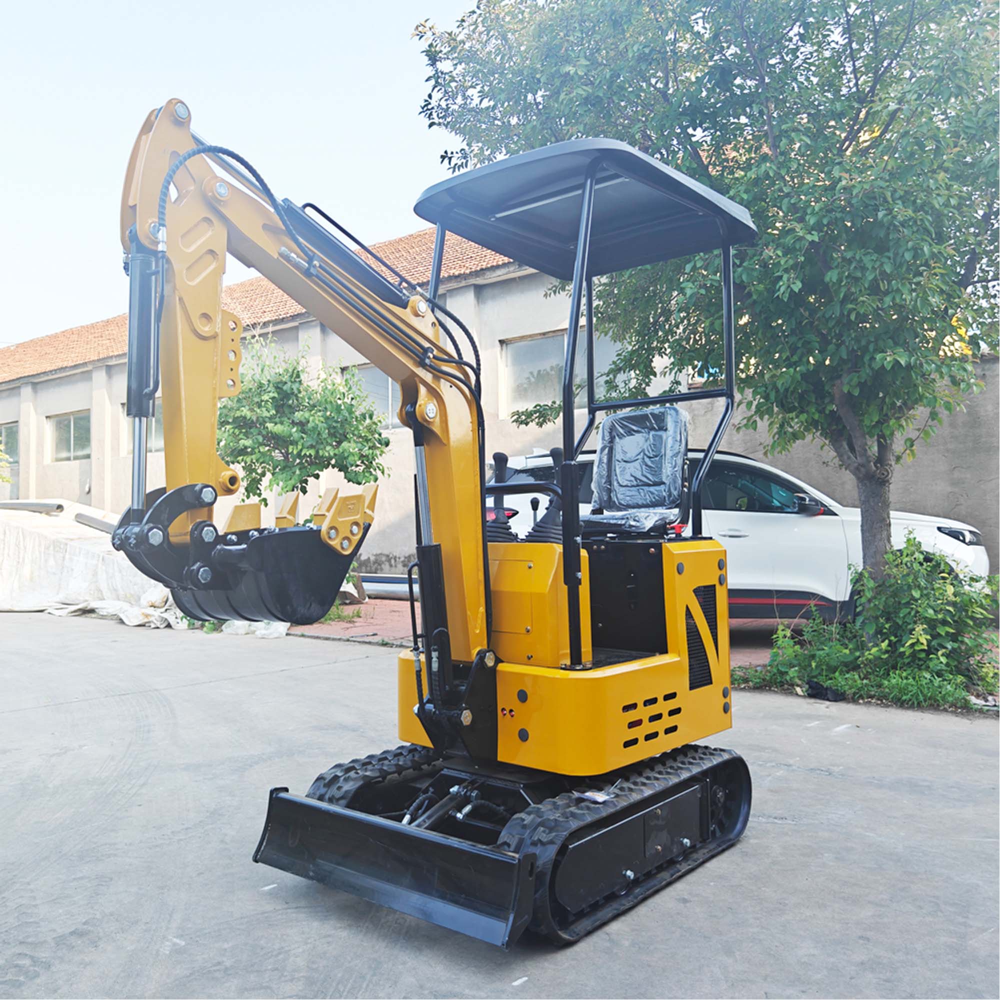 Compact Mini Farm Excavator - 1 Ton Operating Weight, 13.5hp, 0.02m³ Bucket Capacity