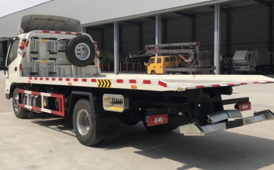 FOTON AUMARK 4 Ton RollbackFlatbed Towing Wrecker TowTruck