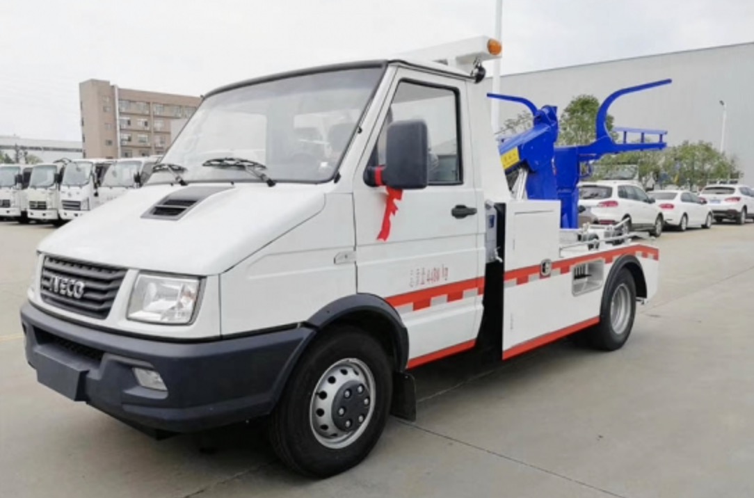 3 Ton lVEco Integrated LineWrecker Truck