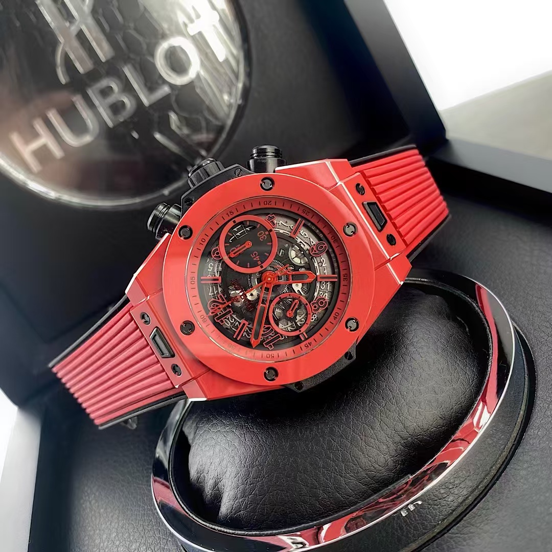 HUBLOT Classic Fusion series