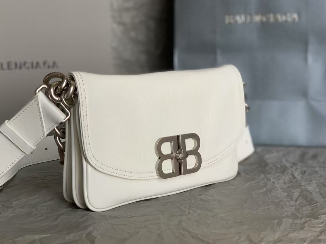 𝐁𝐚𝐥𝐞𝐧𝐜𝐢𝐚𝐠𝐚 BB Soft crossbody | shoulder bag